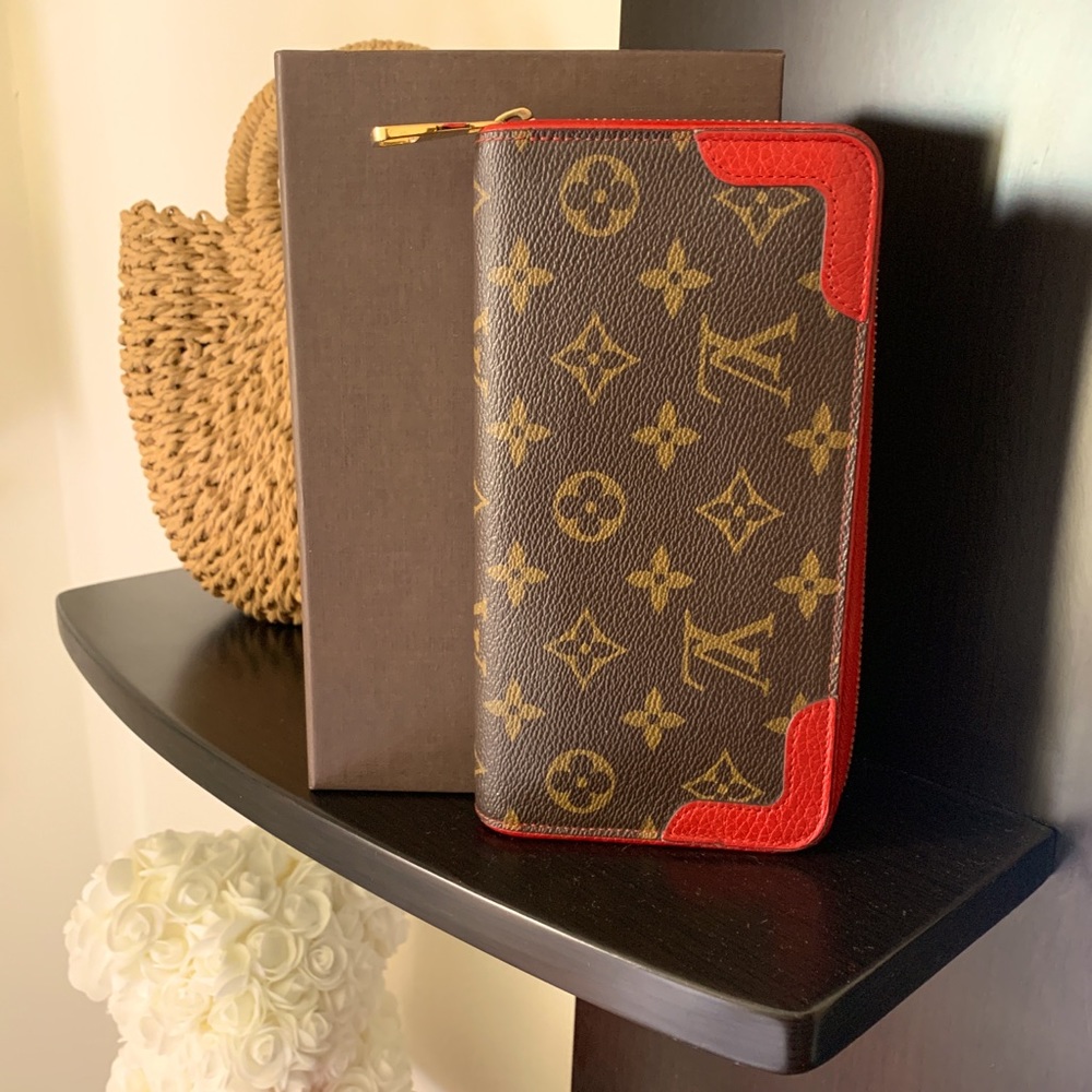 Louis Vuitton Zippy Wallet Retiro M61187